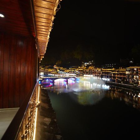 Fenghuang Ancient Town Lazy Cat Riverside Inn Eksteriør bilde
