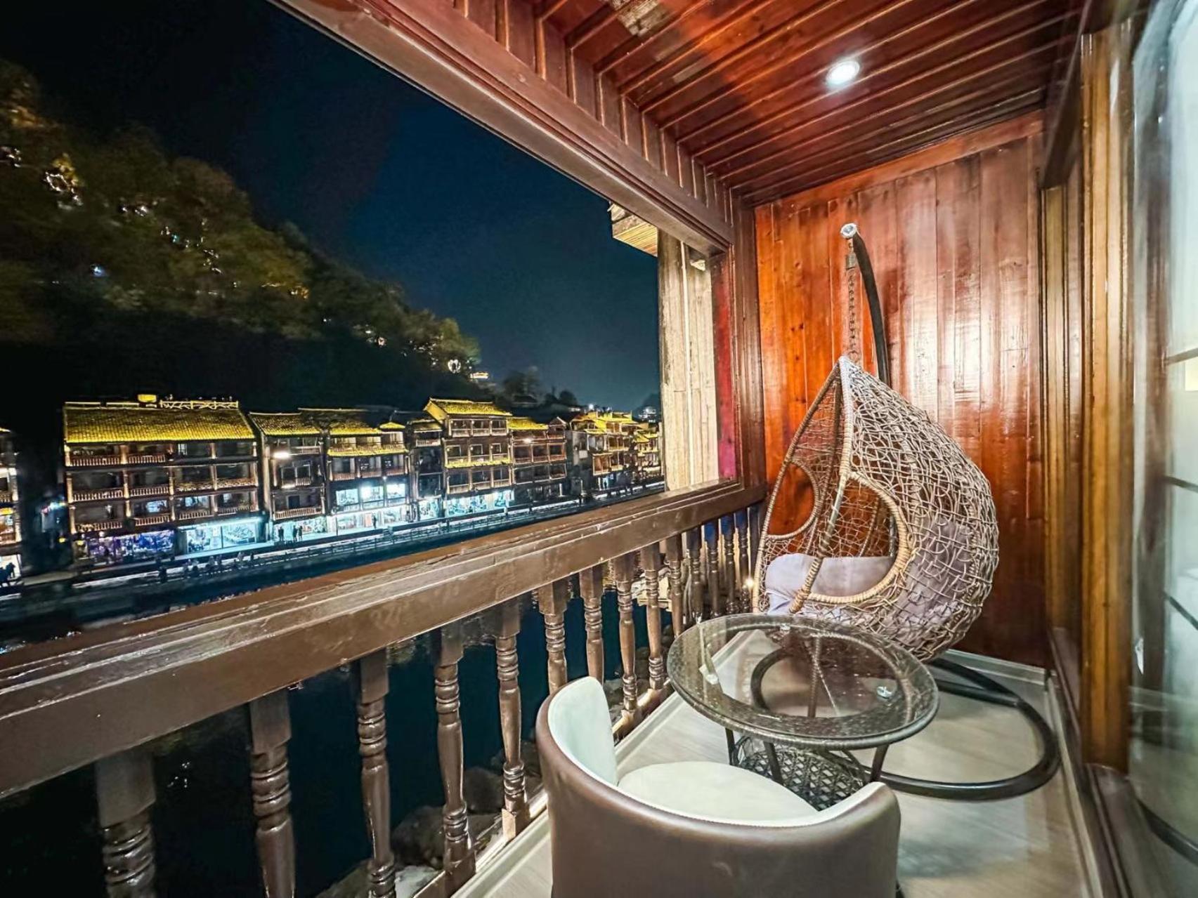 Fenghuang Ancient Town Lazy Cat Riverside Inn Eksteriør bilde