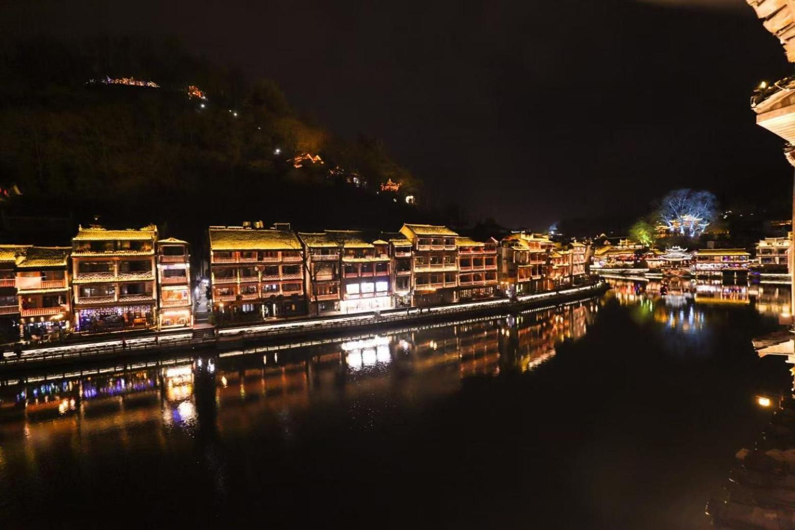 Fenghuang Ancient Town Lazy Cat Riverside Inn Eksteriør bilde