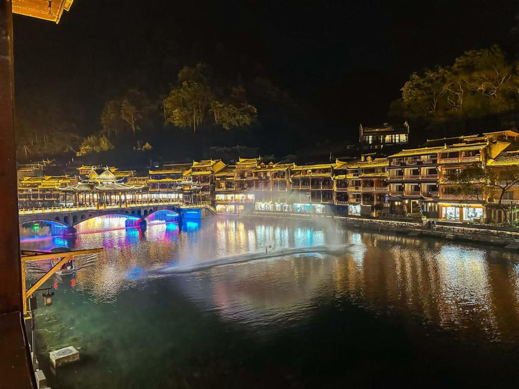 Fenghuang Ancient Town Lazy Cat Riverside Inn Eksteriør bilde