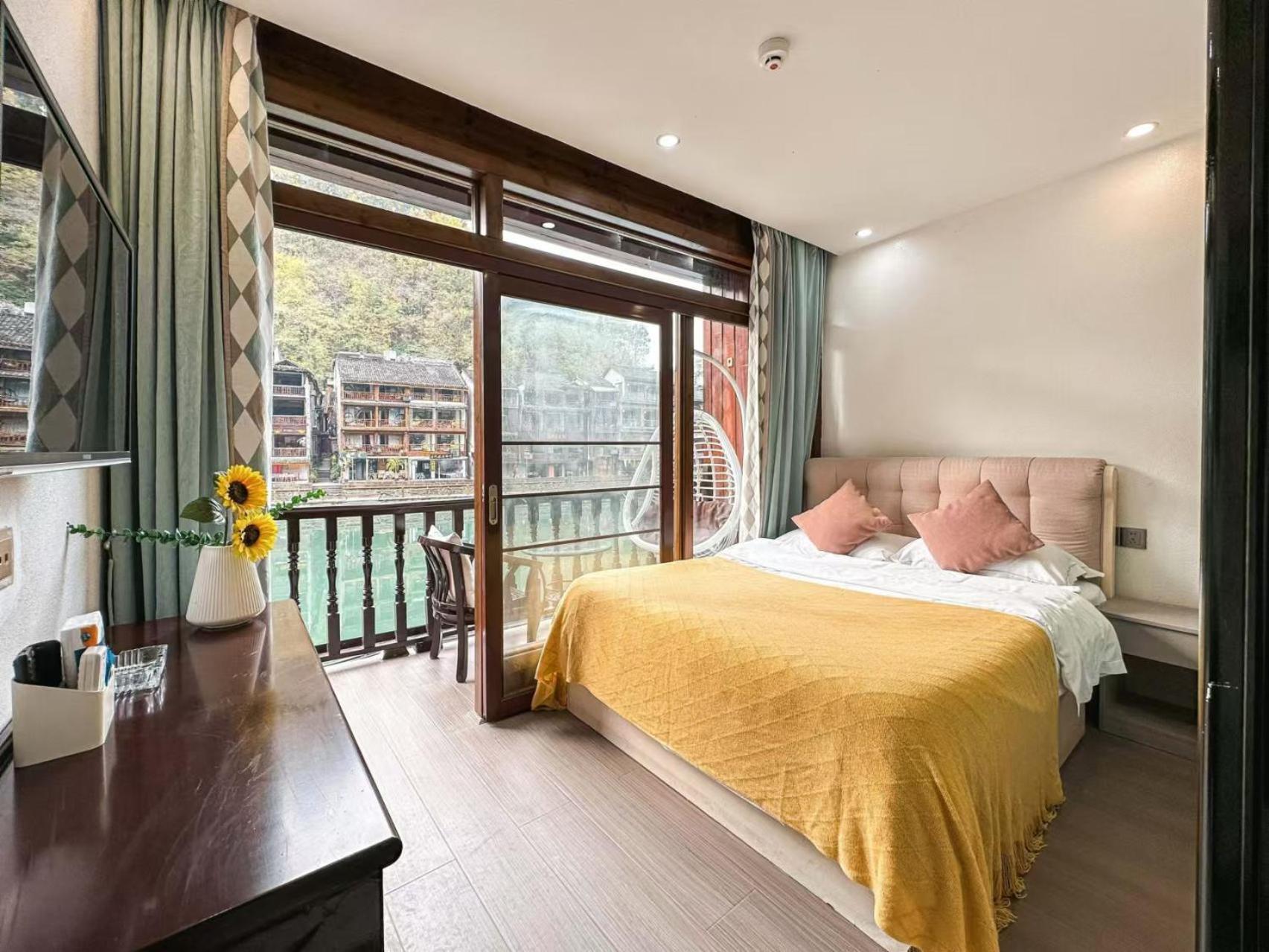 Fenghuang Ancient Town Lazy Cat Riverside Inn Eksteriør bilde
